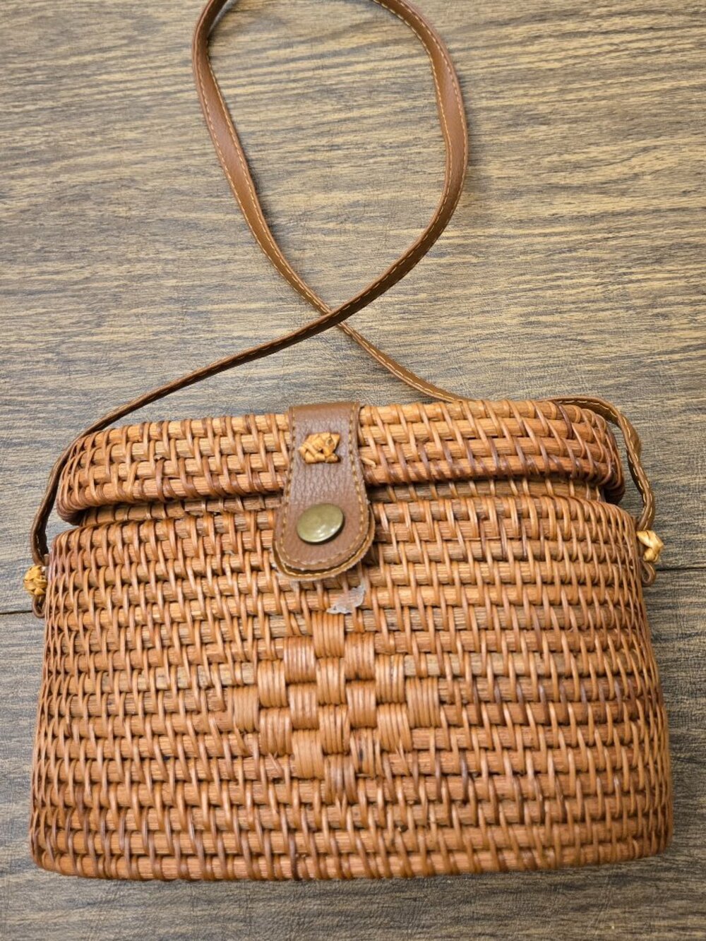 EIN Expressions NYC Woven Rattan Crossbody/Shoulder Bag - Brown - SML